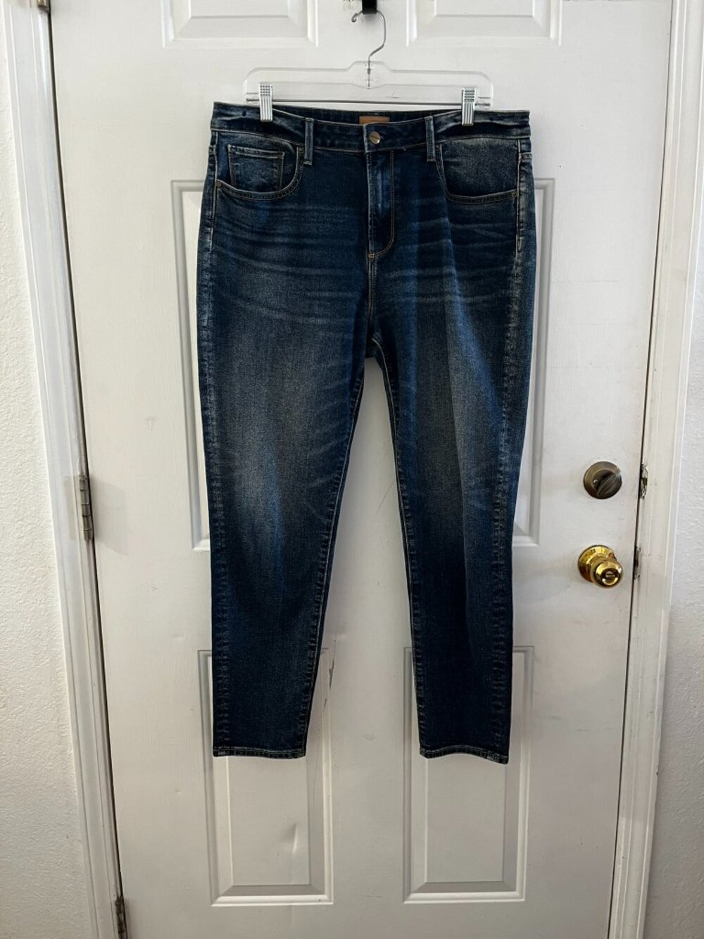 Driftwood Woman's Blue Gizelle High-rise Straight Leg Jeans Sz 32